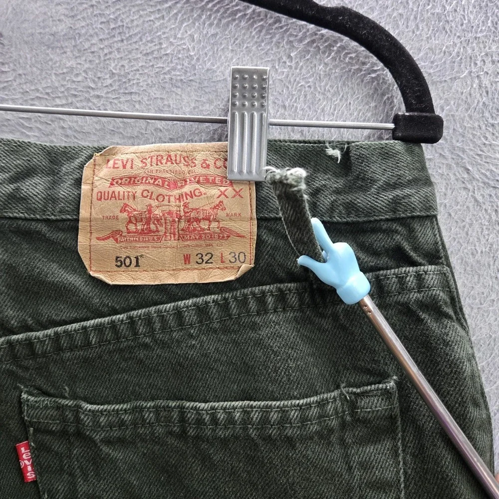 VINTAGE Levi's 501 x Earthling VIP Student Men Jeans 32X30 Green 90s USA READ